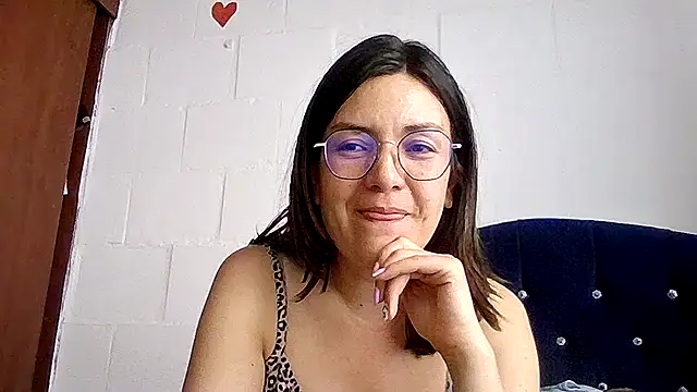 Chat +18 de princessbella93 ao vivo