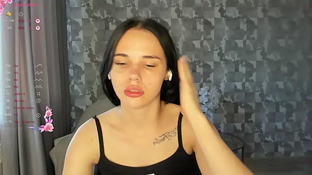 Kseni_a Chat XXX in diretta