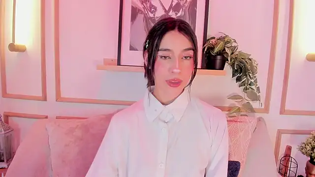 Nanami_ Chat XXX in diretta