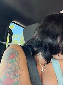 XXX chat uživo modela mangolini_parrocini