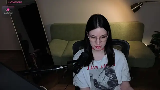Naomi_Velvet 라이브 XXX 채팅