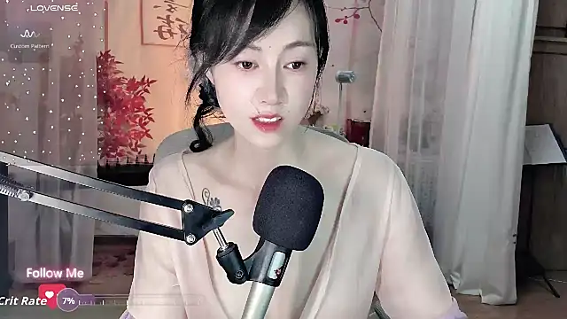 noomi-1111 Live XXX Chat