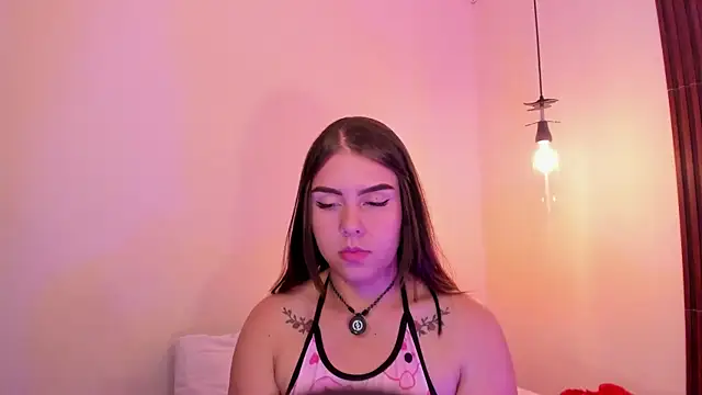 Živý XXX chat ArianaBaker
