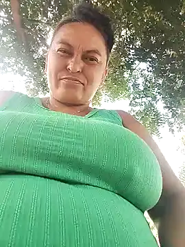 Horny-Mommy-Dirty's Live XXX Chat