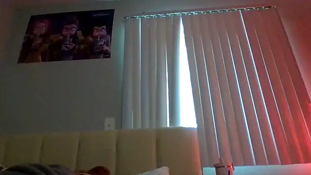 Chatroom XXX en direct de madzbailey