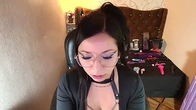 Chatroom XXX en direct de HannaCarrter