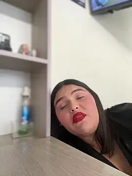 Lia_sexx Adlı Modelin Canlı XXX Sohbeti