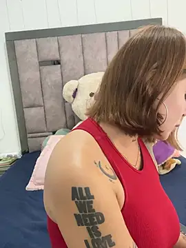 XXX chat uživo modela Sexy__Giirl