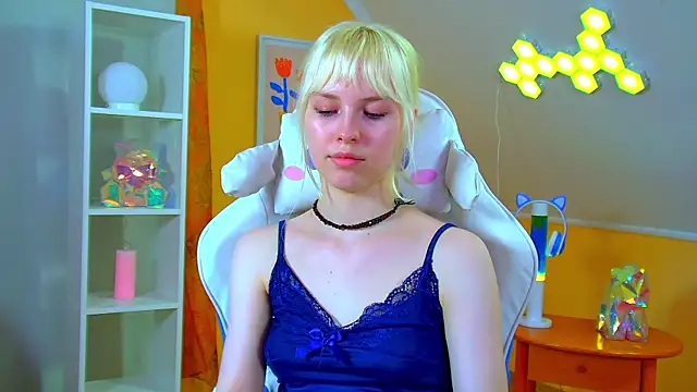 دردشة HannahHollis الجنسية المباشرة