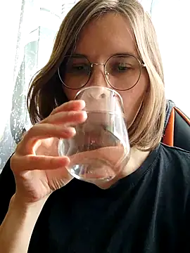 Živý XXX chat Aashikalaa