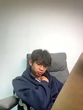 -OvO-'s Live XXX Chat