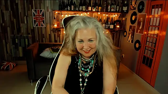Chat +18 de LilaMaharani ao vivo