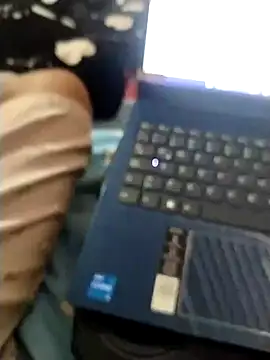 Show de webcam de EMERKITHO_20_R