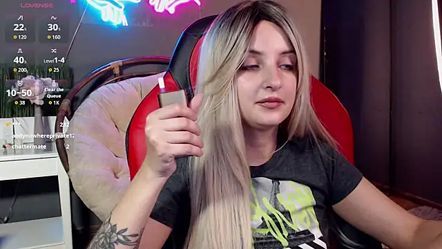 Catsy_Bright's Live XXX Chat