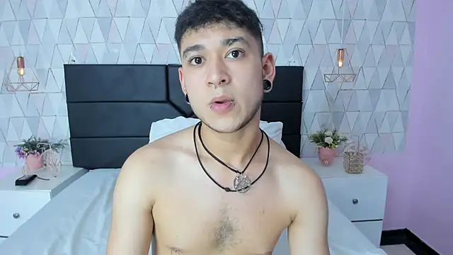 Chatroom XXX en direct de MarkLaurens