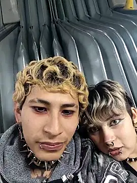 Cute_Chrixxx élő XXX-chatje