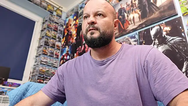 Muscle_Bear live XXX chat