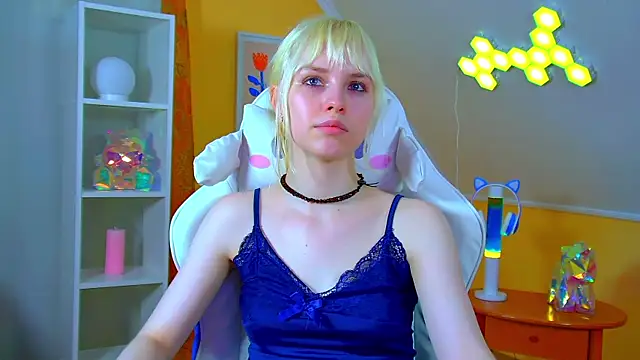 Chat XXX en directo de HannahHollis