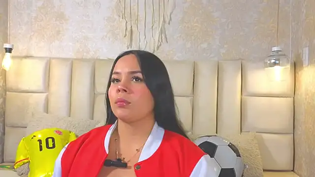 EmilyQueen3x Live XXX Chat