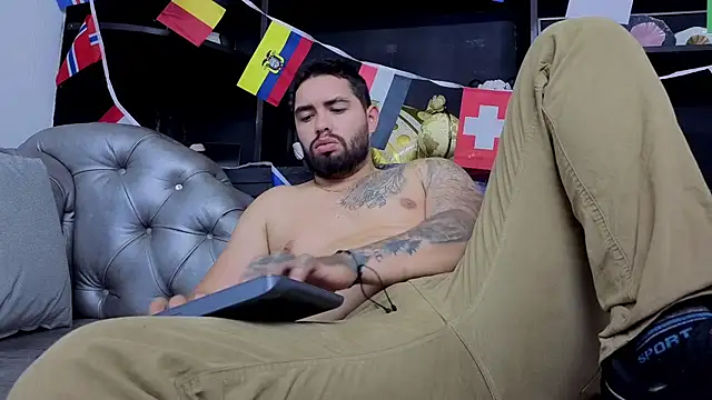 Chatroom XXX en direct de matteosantos