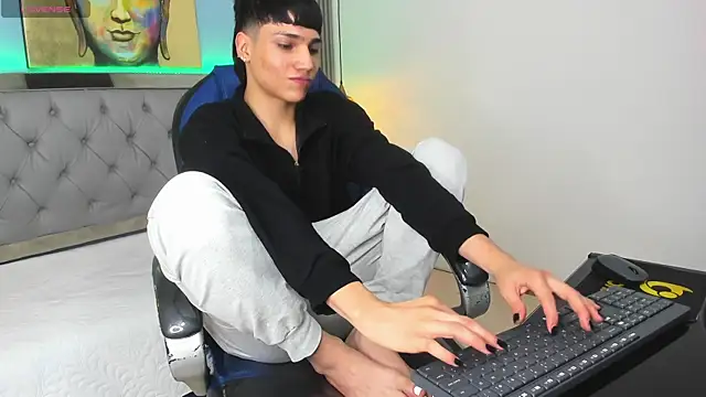 دردشة SamBlack_ الجنسية المباشرة