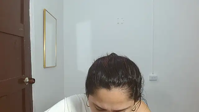 Thalian Chat XXX live