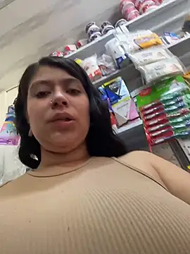 emilyjohanson লাইভ XXX চ্যাট