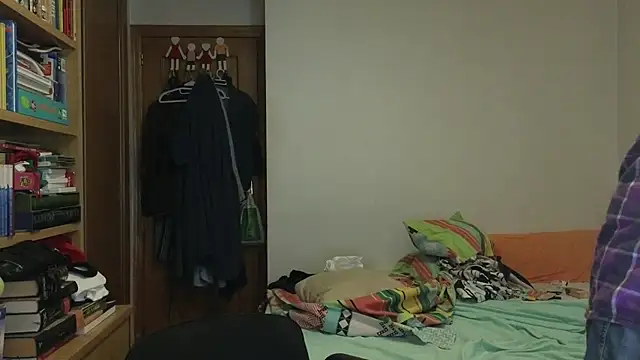 curiosillo83 élő XXX-chatje