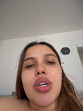 Colibri_xxx – Live XXX-chat