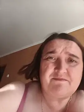 צ'אט XXX בשידור חי של LiluHot
