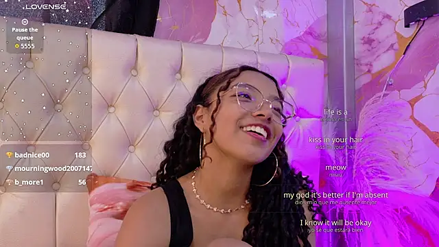 angeline_scot Live XXX-Chat