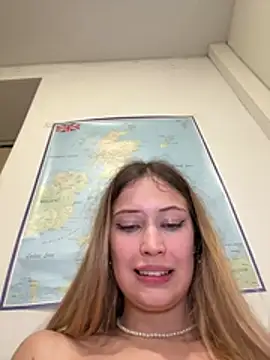Chat +18 de blonde_exe ao vivo