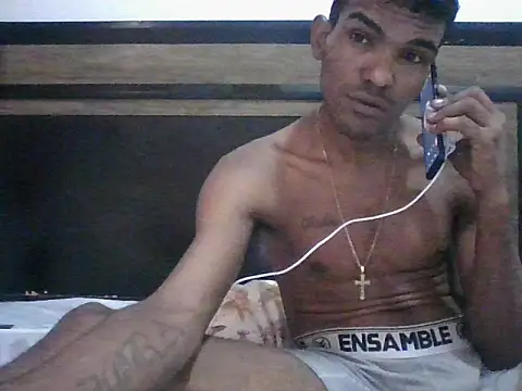 Ryan_chocolate_horny Webcamshow