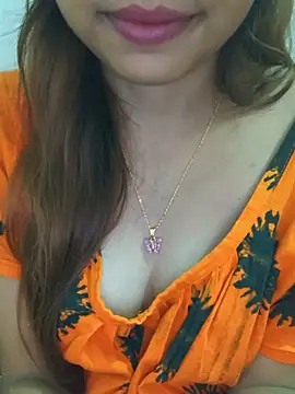 Sujatab250 Live XXX-Chat