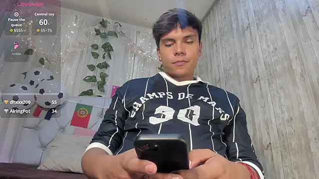 Chat XXX ao vivo de Thiago_Kozak