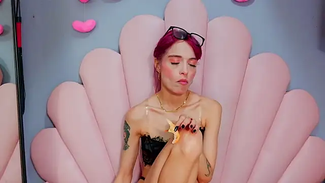 luci_miller's Live XXX Chat