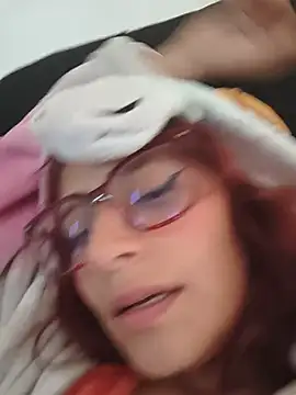 RedMeloddy Chat XXX live