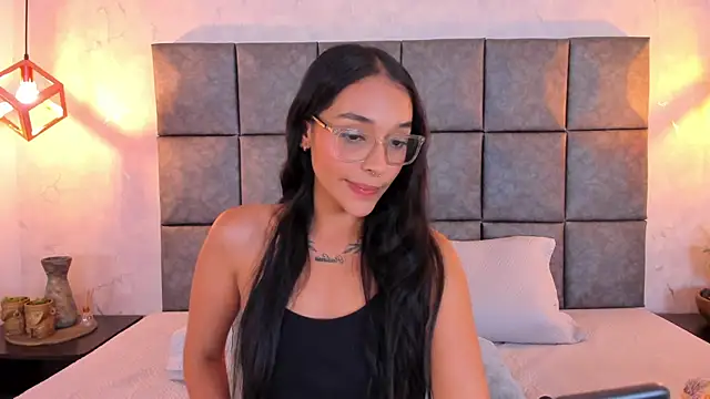 Chatroom XXX en direct de Roseaurora