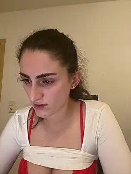 OliviaBaby- Show in webcam
