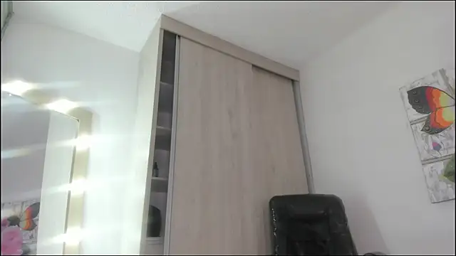 Czat XXX na żywo – barbie_ds