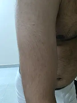 Chatroom XXX en direct de johnysinsr