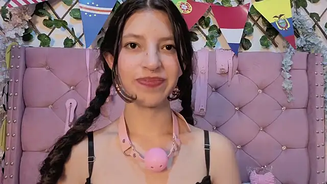 Namii__ XXX чат на живо