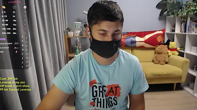 Tomguys XXX чат на живо
