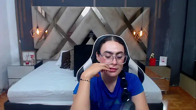 MartinaaFit Live XXX-chat