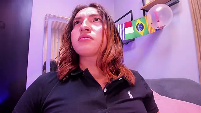 TomLondon_ Adlı Modelin Canlı XXX Sohbeti