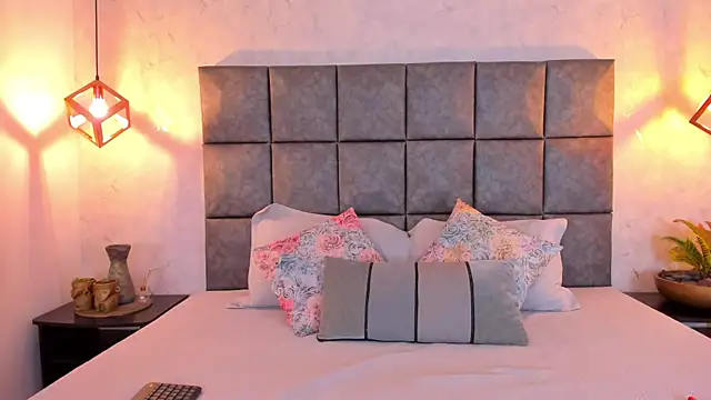 دردشة Roseaurora الجنسية المباشرة