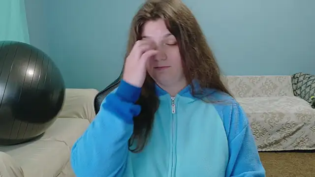 XXX chat uživo modela TreeJeanne