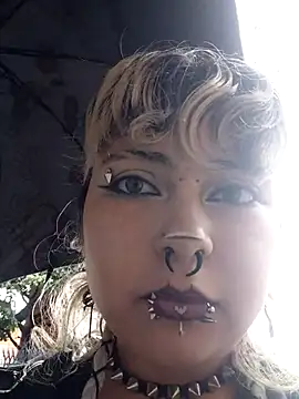 Cute_Chrixxx 现场XXX聊天