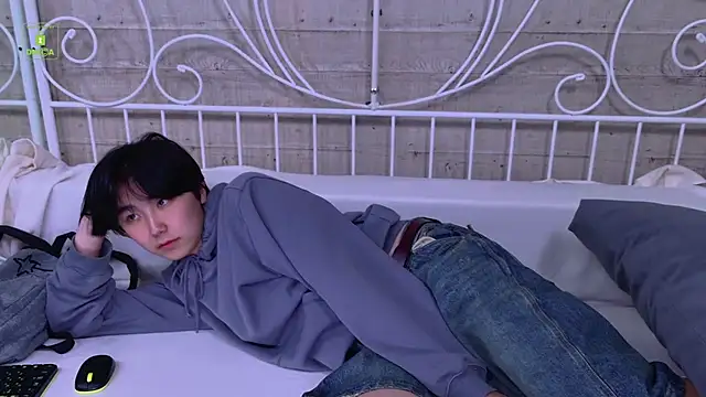 Chat +18 de HeejinWang ao vivo