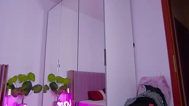 Czat XXX na żywo – nadeen_na